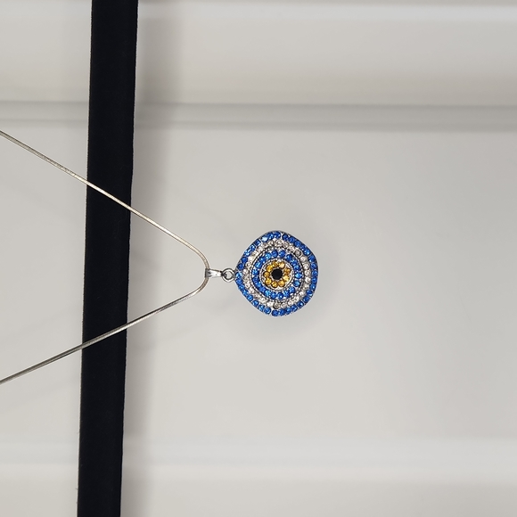 Jewelry - Handmade blue and white pendant